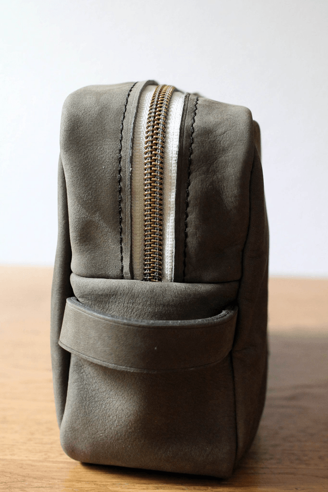 Trousse de Toilette -Claude-