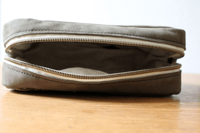 Trousse de Toilette -Claude-